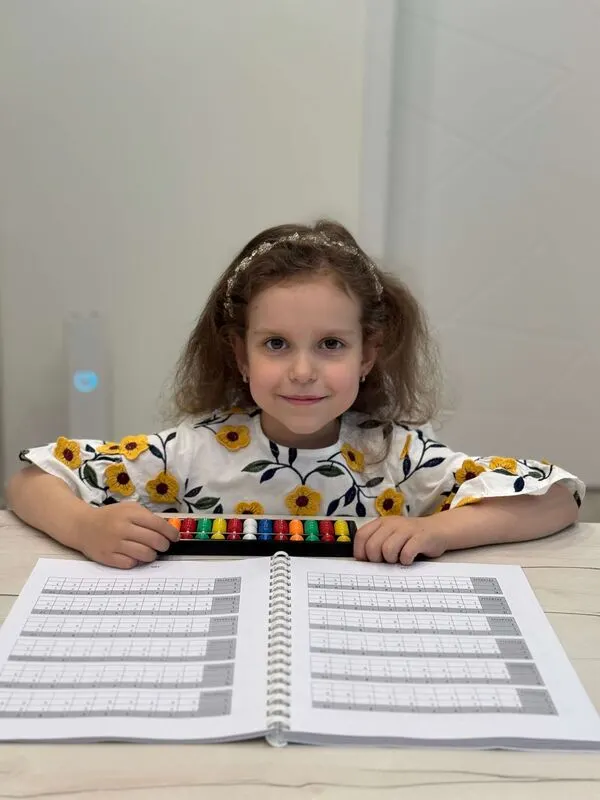 Александра, 6 лет